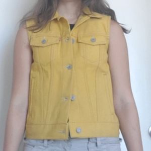 Levi's yellow denim vest